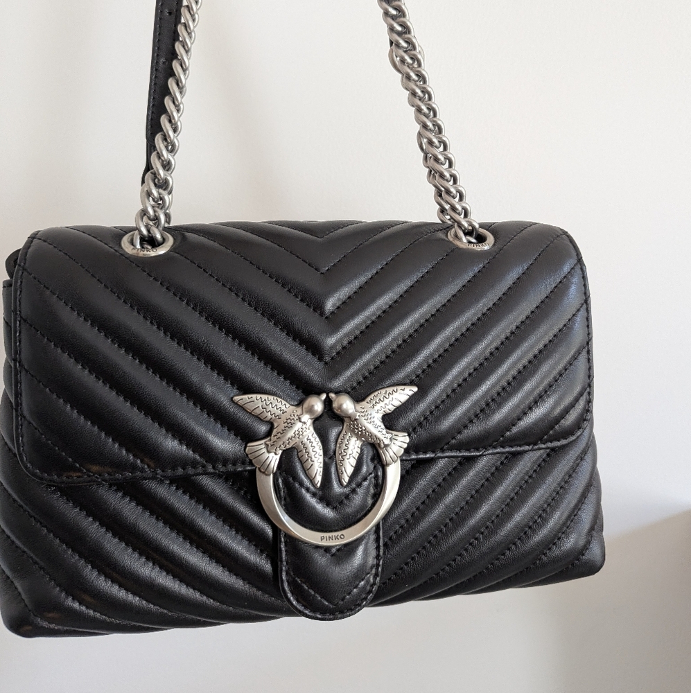 Pinko Ladies Black Puff V Quilt Lady Love Bag